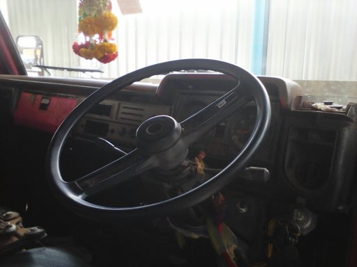 หกล้อ..เครือง.อีซูสุ100แรง สภาพดีเดิมสวยๆ พร้อมใช้งาน ปจุบันเป็นรถส่วนบุคคล ทั่วไป