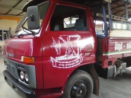 หกล้อ..เครือง.อีซูสุ100แรง สภาพดีเดิมสวยๆ พร้อมใช้งาน ปจุบันเป็นรถส่วนบุคคล ทั่วไป
