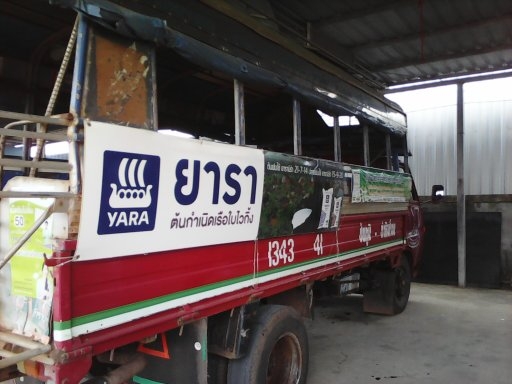 หกล้อ..เครือง.อีซูสุ100แรง สภาพดีเดิมสวยๆ พร้อมใช้งาน ปจุบันเป็นรถส่วนบุคคล ทั่วไป