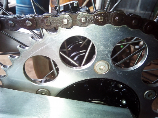 ขาย cr 250 r เก่าเก็บหรือแลกเอ็นดูโล่ คับ (มีคริบvdo) ขาย cr 250 r เก่าเก็บหรือแลกเอ็นดูโล่ คับ (มีคริบvdo)