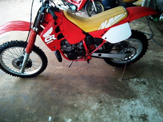 ขาย cr 250 r เก่าเก็บหรือแลกเอ็นดูโล่ คับ (มีคริบvdo) ขาย cr 250 r เก่าเก็บหรือแลกเอ็นดูโล่ คับ (มีคริบvdo)