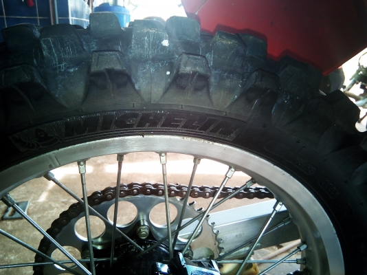 ขาย cr 250 r เก่าเก็บหรือแลกเอ็นดูโล่ คับ (มีคริบvdo) ขาย cr 250 r เก่าเก็บหรือแลกเอ็นดูโล่ คับ (มีคริบvdo)