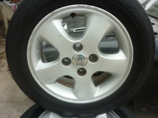 ล้อแม๊กขอบ14พร้อมยาง1ชุด4วงยังสวยราคา5000บ.