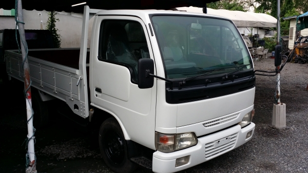 นิสสันแอ็ดลาสป้ายเล็กไม่ติดเวลาดีเซลQD32-3200CCรถนอกจดปี55ยังไม่เคยใช้งาน