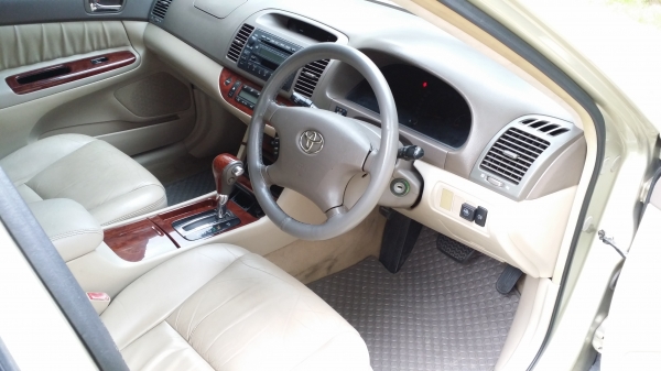 โตโยต้าแคมรี่ปี2003 2.4Qรุ่นท็อปม่านหลังไฟฟ้า