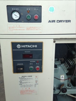 เครื่องปั้มลม Hitachi 7.5 เครื่องปั้มลม Hitachi 7.5