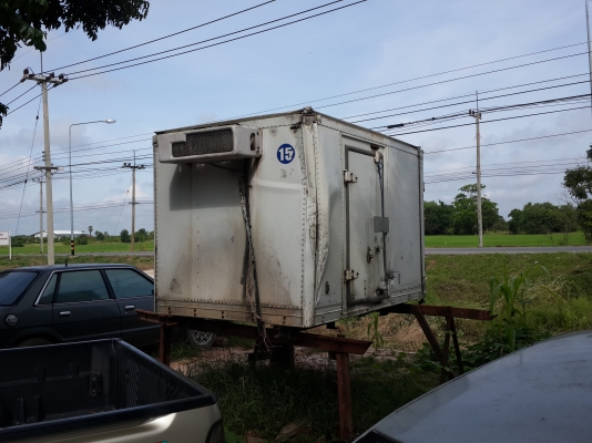 ตู้รถห้องเย็นใส่รถวีโก้