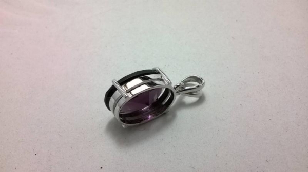 จี้เงินพลอยอะเมติส