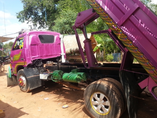 ขายรถบรรทุก 6 ล้อดั๊ม ISUZU KS 21 ต่อใหม่ลดราคาลงอิกครับ ขายรถบรรทุก 6 ล้อดั๊ม ISUZU KS 21 ต่อใหม่ลดราคาลงอิกครับ