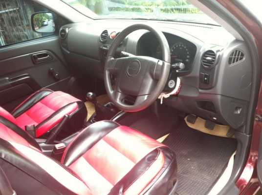 ขายรถบ้านมือเดียว D-MAX 06 2.5 i-TEQ แต่งยกสูงครับ ขายรถบ้านมือเดียว D-MAX 06 2.5 i-TEQ แต่งยกสูงครับ