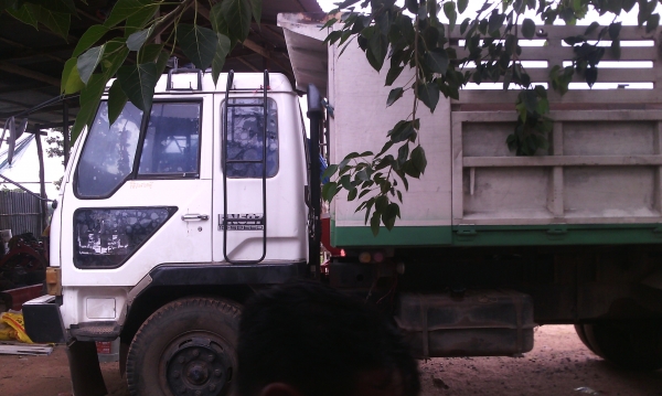 ขายรถสิบล้อดั้ม FUSO TD 10 สปีด มีลำโพง