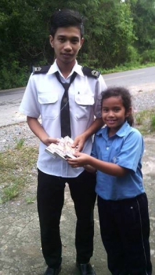 รถบรรทุก 6 ล้อดัมพ์ ISUZU 115 แรงม้า เครื่อง 4BD1 รถบรรทุก 6 ล้อดัมพ์ ISUZU 115 แรงม้า เครื่อง 4BD1