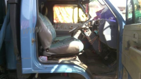 รถบรรทุก 6 ล้อดัมพ์ ISUZU 115 แรงม้า เครื่อง 4BD1 รถบรรทุก 6 ล้อดัมพ์ ISUZU 115 แรงม้า เครื่อง 4BD1