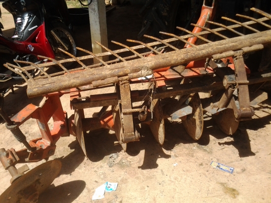 ขายตามสภาพรถไถเอซากิเครื่อง27แรงมีโฟวินมีดันหน้ามีพาน5