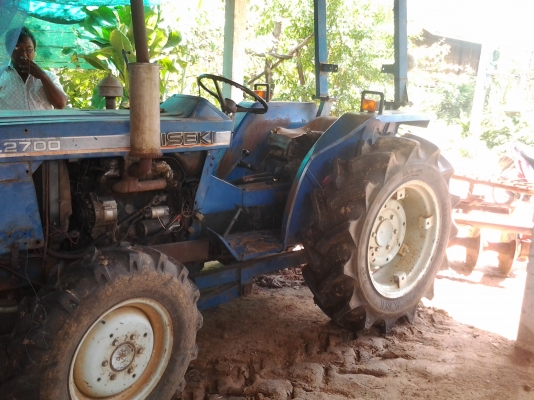 ขายตามสภาพรถไถเอซากิเครื่อง27แรงมีโฟวินมีดันหน้ามีพาน5