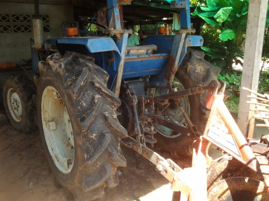 ขายตามสภาพรถไถเอซากิเครื่อง27แรงมีโฟวินมีดันหน้ามีพาน5