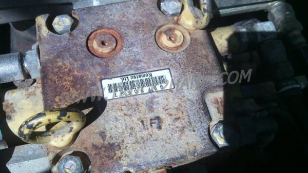 รถแบคโฮ KOMATSU PC 30 รุ่น 8