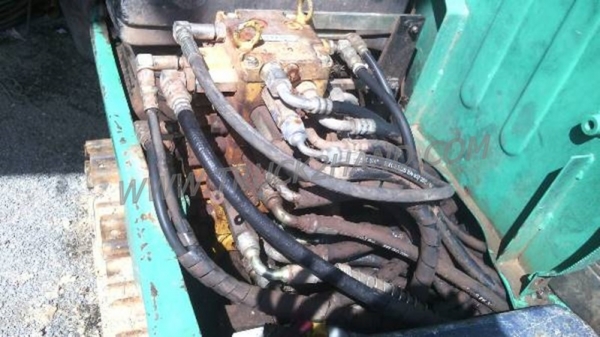 รถแบคโฮ KOMATSU PC 30 รุ่น 8