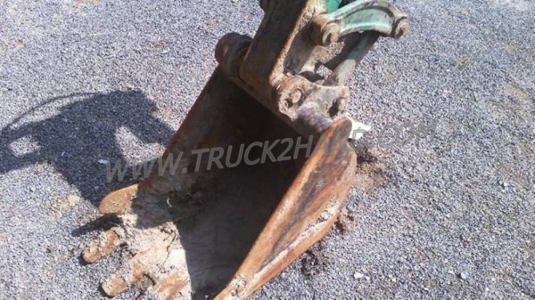 รถแบคโฮ KOMATSU PC 30 รุ่น 8