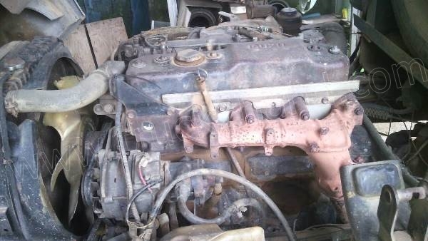 รถบรรทุก 6 ล้อ ISUZU NPR 115 แรงม้า พวงมาลัยเพาเวอร์