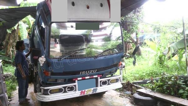 รถบรรทุก 6 ล้อ ISUZU NPR 115 แรงม้า พวงมาลัยเพาเวอร์