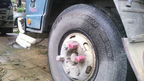 รถบรรทุก 6 ล้อ ISUZU NPR 115 แรงม้า พวงมาลัยเพาเวอร์