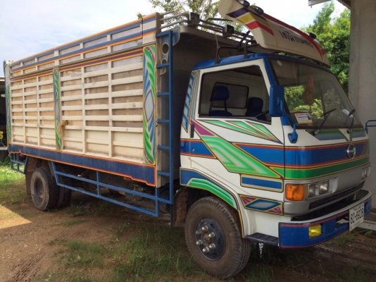 ขายรถ 6 ล้อดั้มเกษตร  HINO  FC สวยๆครับ