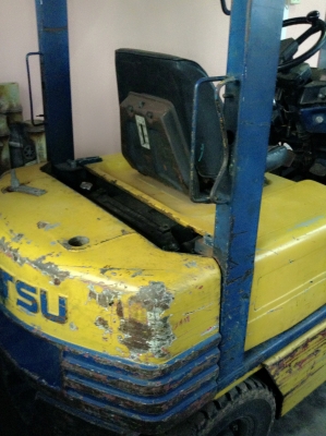 KOMATSU ดีเซล เกียร์ออโต้ KOMATSU ดีเซล เกียร์ออโต้