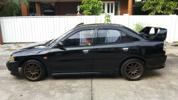 ขายมิตซู Lancer ck 1800cc.ชุดแต่งอีโว4 รอบคัน รถพร้อมใช้ ไม่ต้องซ่อม