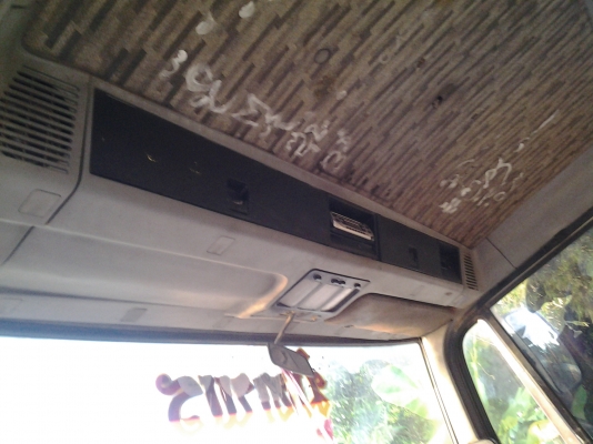 เทรลเลอร์บรรทุกรถเกี่ยวข้าว เครื่อง HO7C TURBO พร้อมใช้ถูกๆครับ (ทีมงานรถคุณภาพ)