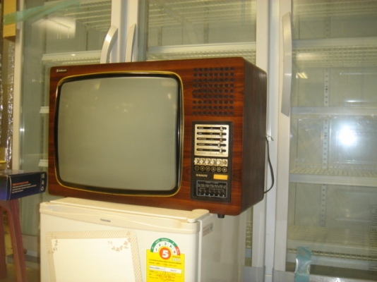 ขายทีวีเก่าโบราณ 2 เครื่อง