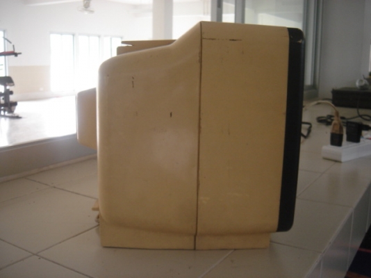 ขายทีวีเก่าโบราณ 2 เครื่อง ขายทีวีเก่าโบราณ 2 เครื่อง