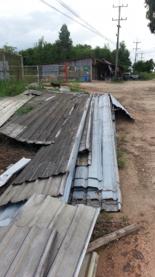 ขายโครงจั่วถักยาว6-9เมตรโลละ16 บาท แผ่นหลังคาเมทัลชีตยาว 8-10 เมตรสวยบ้างไม่สวยบ้างโลละ 16 บาทคัดได้แต่ตัดสั้นไม่ได้