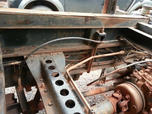 รถฮีโน่ 6 ล้อดั้ม 150 แรงม้า. ปี 54  ( ปลายปี )  สนใจติดต่อ 081 - 6079515