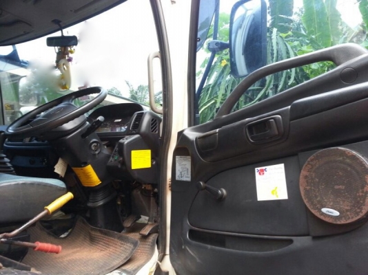 รถฮีโน่ 6 ล้อดั้ม 150 แรงม้า. ปี 54  ( ปลายปี )  สนใจติดต่อ 081 - 6079515