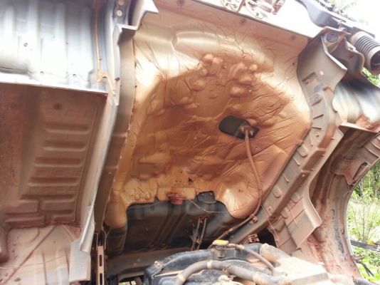 รถฮีโน่ 6 ล้อดั้ม 150 แรงม้า. ปี 54  ( ปลายปี )  สนใจติดต่อ 081 - 6079515