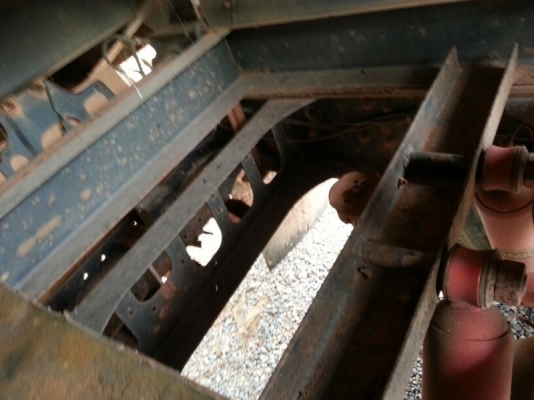 รถฮีโน่ 6 ล้อดั้ม 150 แรงม้า. ปี 54  ( ปลายปี )  สนใจติดต่อ 081 - 6079515