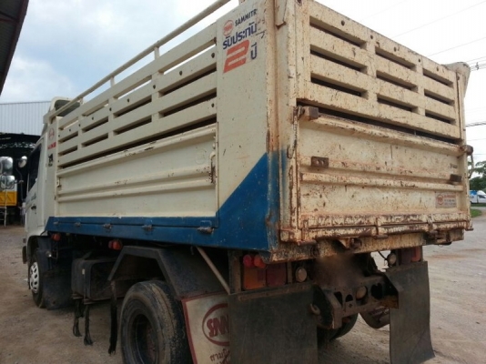 รถฮีโน่ 6 ล้อดั้ม 150 แรงม้า. ปี 54  ( ปลายปี )  สนใจติดต่อ 081 - 6079515