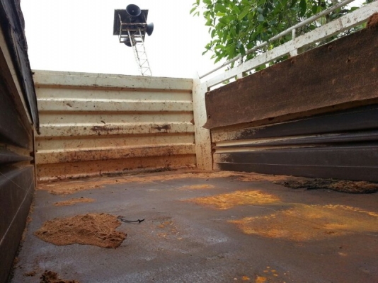 รถฮีโน่ 6 ล้อดั้ม 150 แรงม้า. ปี 54  ( ปลายปี )  สนใจติดต่อ 081 - 6079515