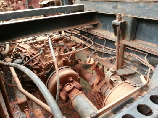 รถฮีโน่ 6 ล้อดั้ม 150 แรงม้า. ปี 54  ( ปลายปี )  สนใจติดต่อ 081 - 6079515