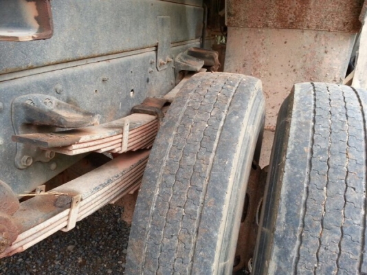 รถฮีโน่ 6 ล้อดั้ม 150 แรงม้า. ปี 54  ( ปลายปี )  สนใจติดต่อ 081 - 6079515