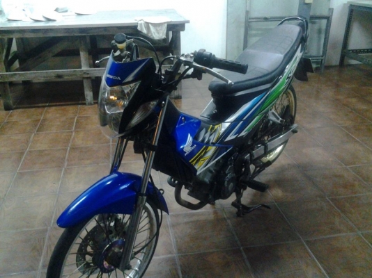ขายฮอด้าโซนิค125มีทะเบียนชุดโอนสภาพดีติดต่อสรกฤช091-8892274 086-0767308