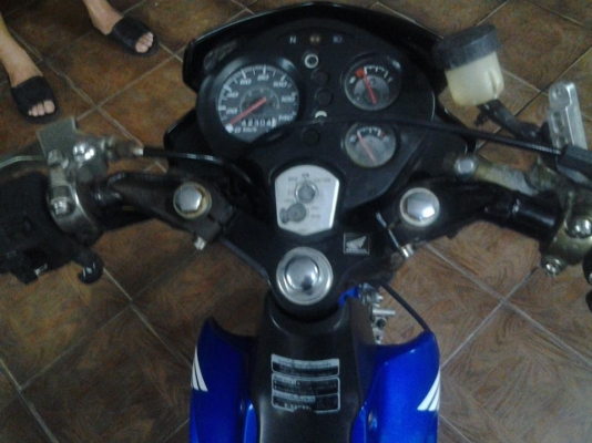 ขายฮอด้าโซนิค125มีทะเบียนชุดโอนสภาพดีติดต่อสรกฤช091-8892274 086-0767308