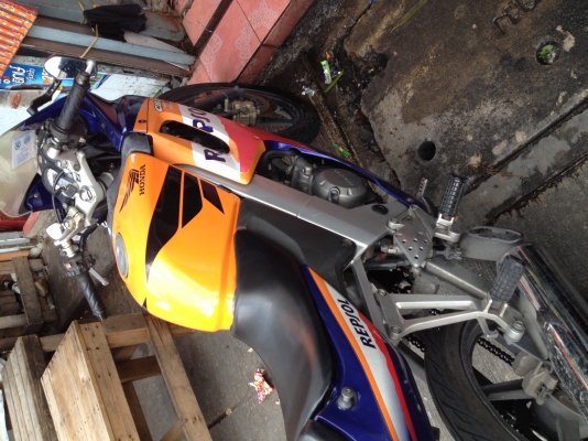 ขายแล้วครับขอบคุณพี่เสือครับขาย cbr150. ราคา23900 ลดอีกครับ20500บาทมาดูครับเผื่อใครหาอยู่