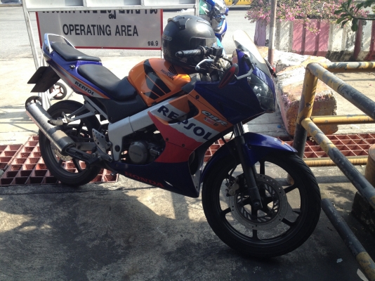 ขายแล้วครับขอบคุณพี่เสือครับขาย cbr150. ราคา23900 ลดอีกครับ20500บาทมาดูครับเผื่อใครหาอยู่