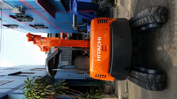 ขาย รถขุด  HITACHI  รุ่น EX30UR-2- แทร็กยางสวย มือสองญี่ปุ่น
