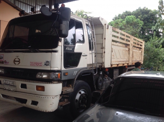 ขายรถบรรทุกสิบล้อดัมพ์ Hino 2K เครื่อง 260 แรง 2 เพลา กระบะดัมพ์สามมิตร มีระบบลากพ่ว ทะเบียนพร้อ