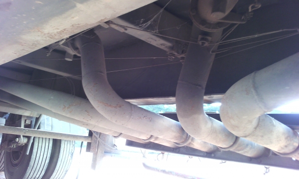 ขายรถสิบล้อMAGAหัวลากนํ้ามันพร้อมห้าง2เพลาบรรจุ30000ลิตร