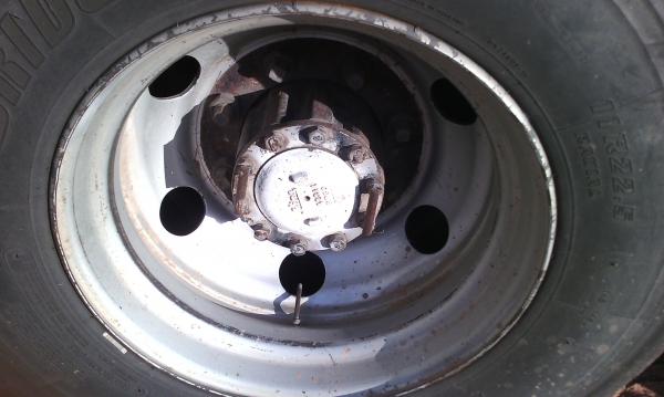 ขายห้างลากนํ้ามันขรรจุ30000ลิตร2เพลากระท้อมโหลดล่าง6หัว