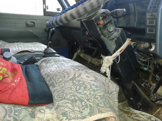 ขาย 6 ล้อ NPR59PU5 กระบะยาว 5 เมตร ปี 35 เครื่อง 4BD1 115 แรงม้า คัสซีสวยตลอดเส้น 6 น็อตหน้า-หลัง เกียร์สั้น ยางเต็ม ทะเบียนพร้อมโอนครับ ขาย 6 ล้อ NPR59PU5 กระบะยาว 5 เมตร ปี 35 เครื่อง 4BD1 115 แรงม้า คัสซีสวยตลอดเส้น 6 น็อตหน้า-หลัง เกียร์สั้น ยางเต็ม ทะเบียนพร้อมโอนครับ